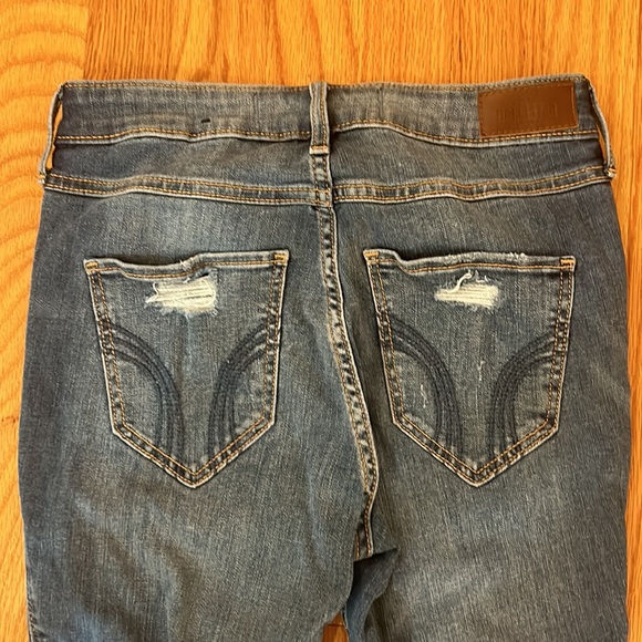 Hollister Ripped Jeans High Rise Super Skinny Stretch, Size 1S, 25W, 28L - Picture 7 of 9